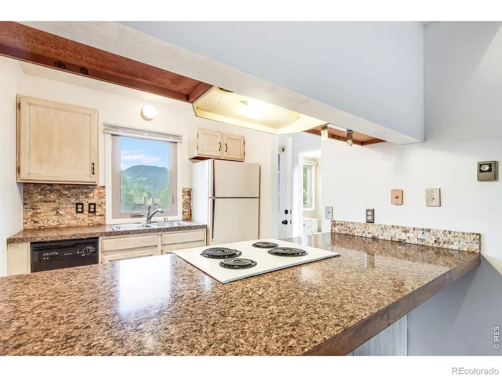 1050 S Saint Vrain Avenue Estes Park CO 80517