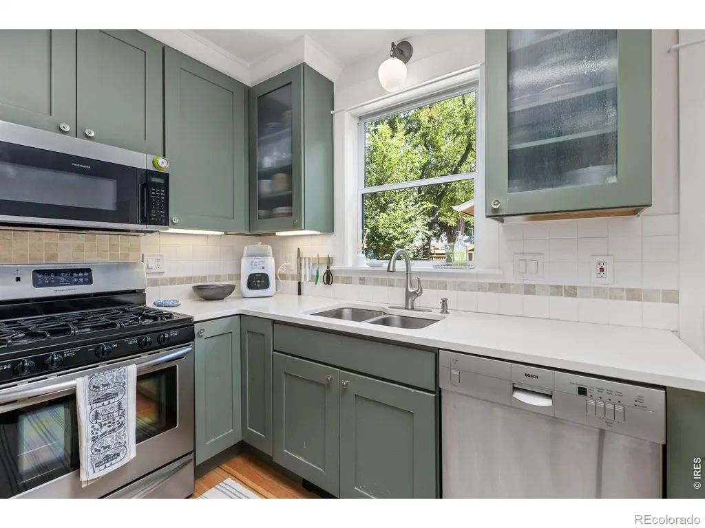 2324 Mapleton Avenue Boulder CO 80304