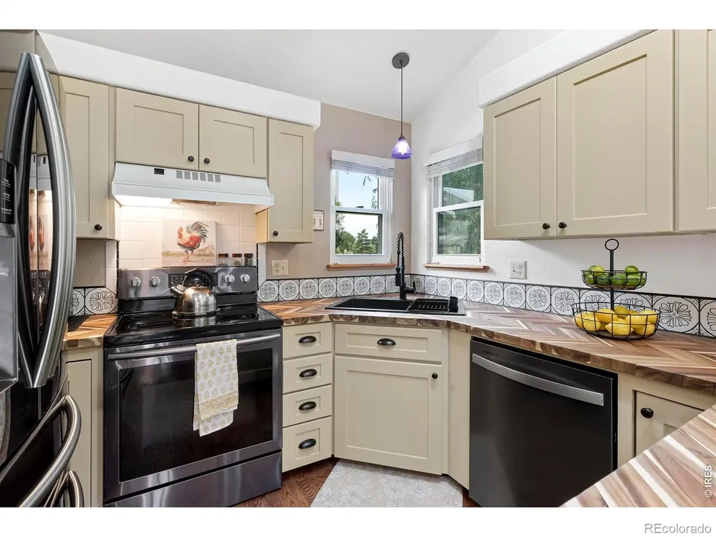 2124 Thunderstone Court Fort Collins CO 80525