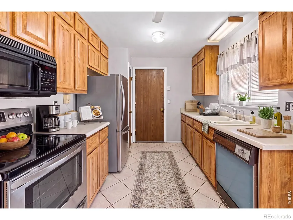 1082 Lilac Court Broomfield CO 80020