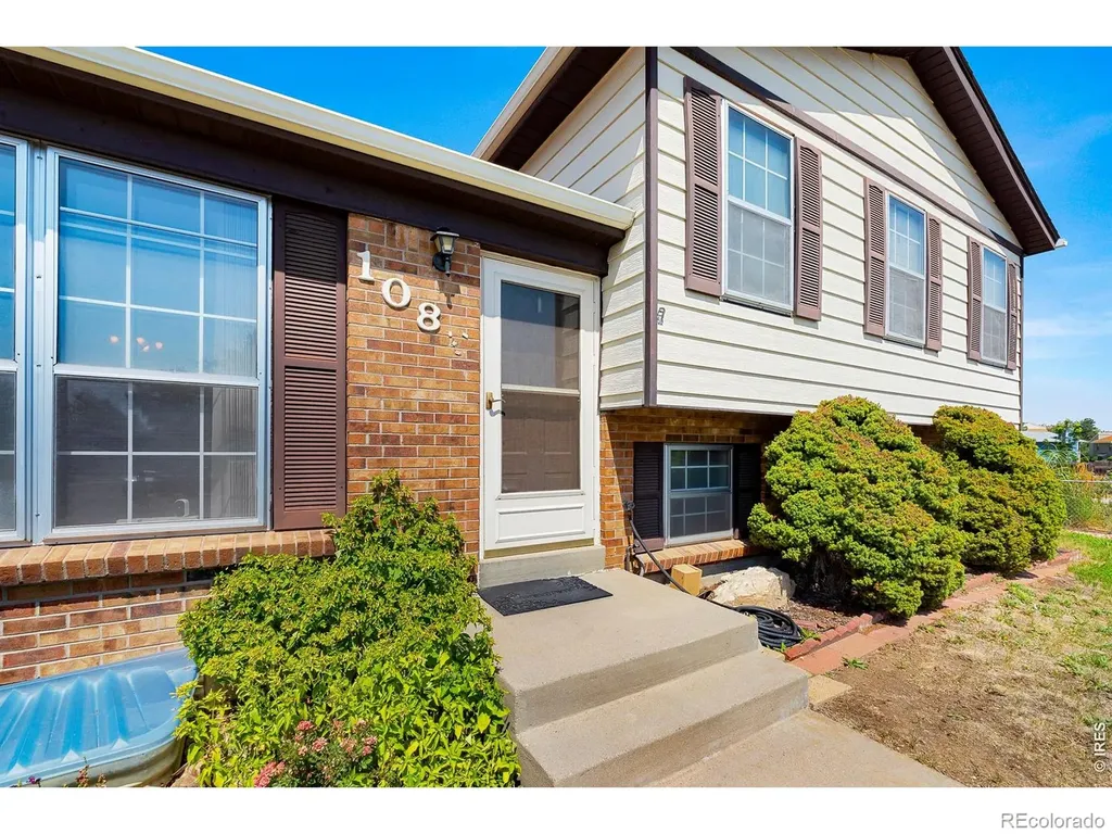 1082 Lilac Court Broomfield CO 80020