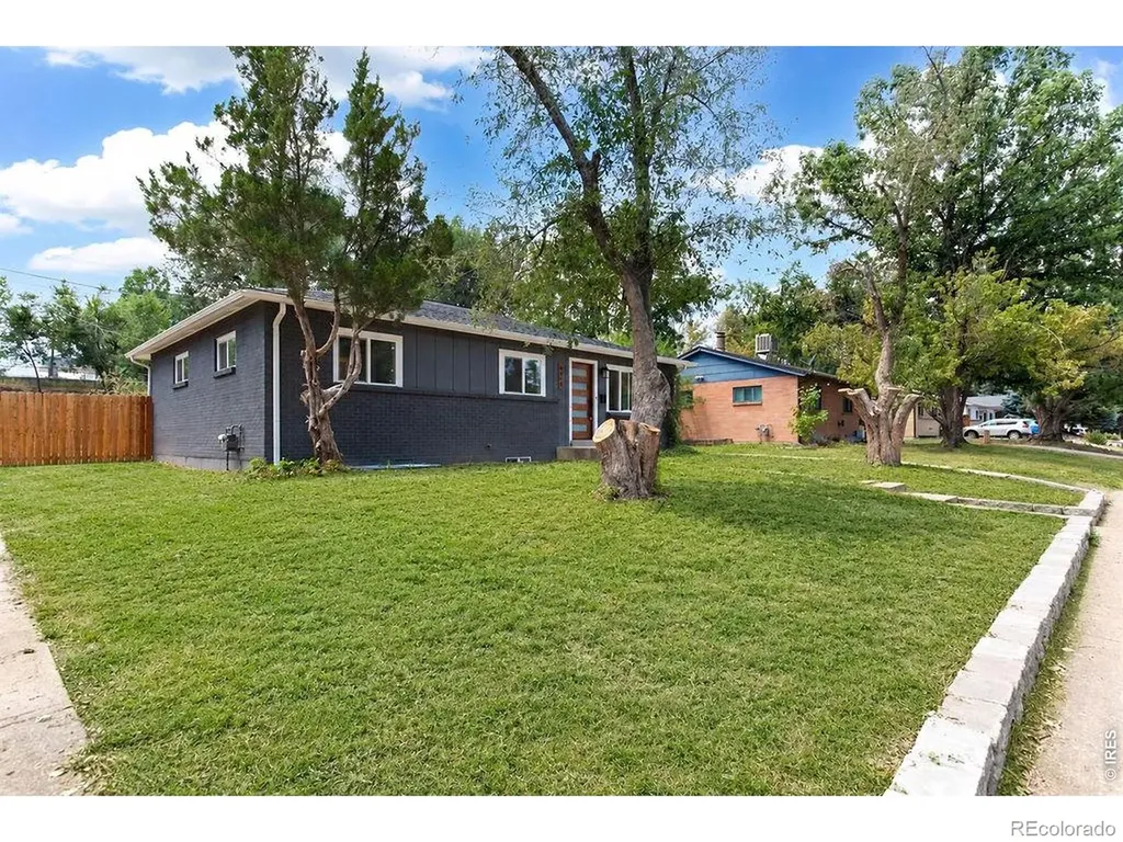 6010 Johnson Way Arvada CO 80004