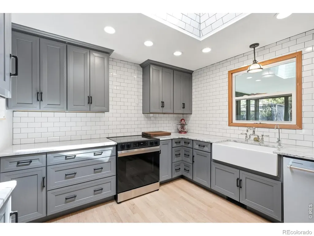 14 Princeton Circle Longmont CO 80503