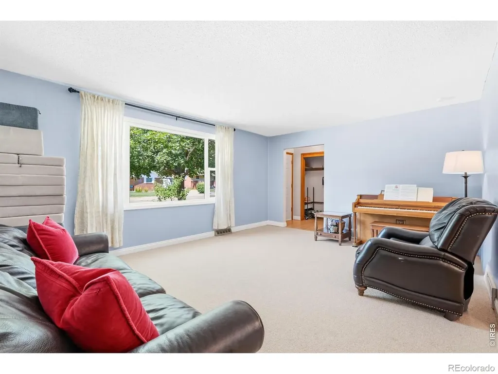 14 Princeton Circle Longmont CO 80503
