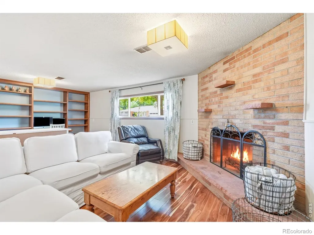 14 Princeton Circle Longmont CO 80503