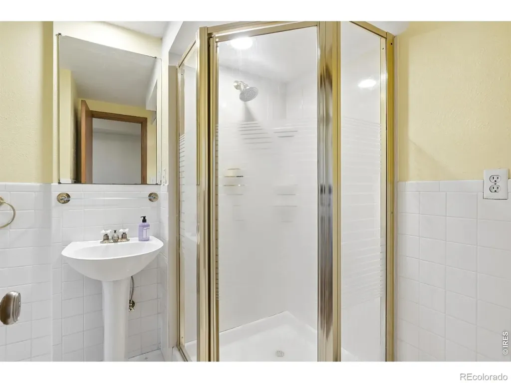 14 Princeton Circle Longmont CO 80503
