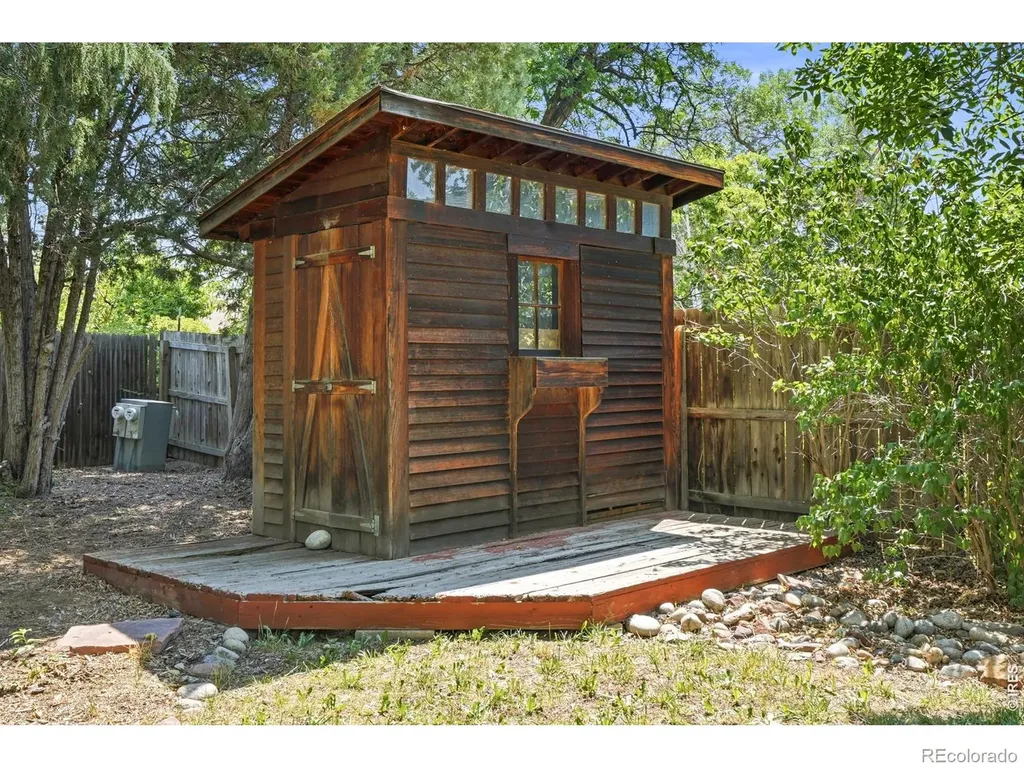 14 Princeton Circle Longmont CO 80503