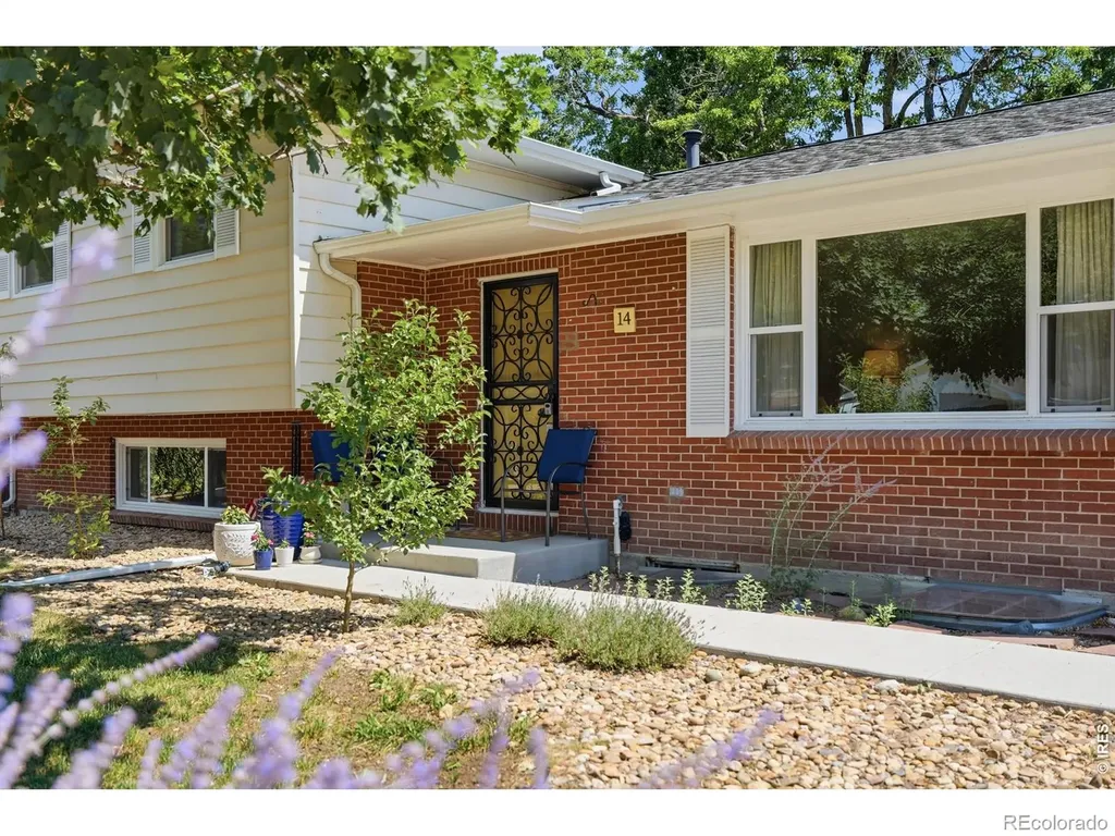 14 Princeton Circle Longmont CO 80503