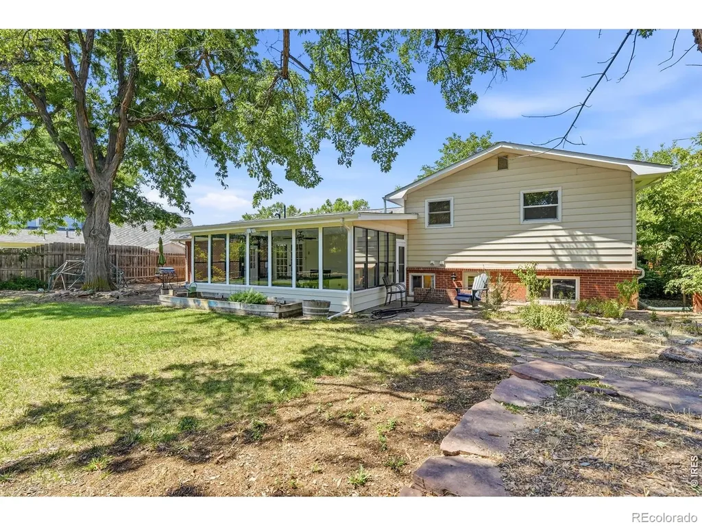14 Princeton Circle Longmont CO 80503