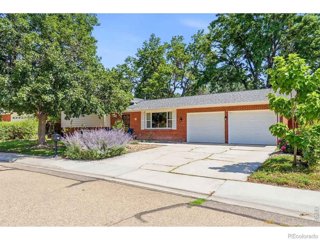 14 Princeton Circle Longmont CO 80503
