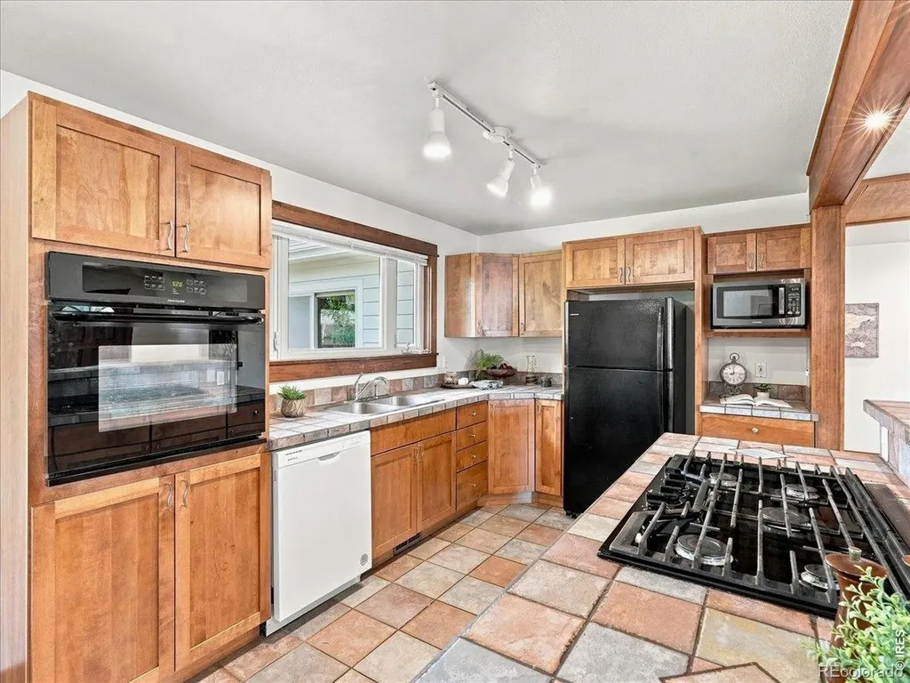 1240 Columbine Court Fort Collins CO 80521