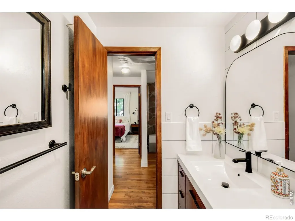 1417 Sharpe Place Longmont CO 80501
