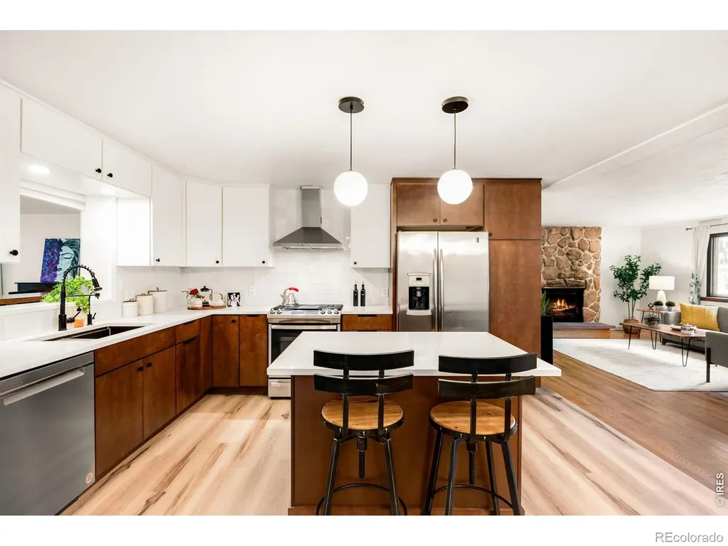 1417 Sharpe Place Longmont CO 80501