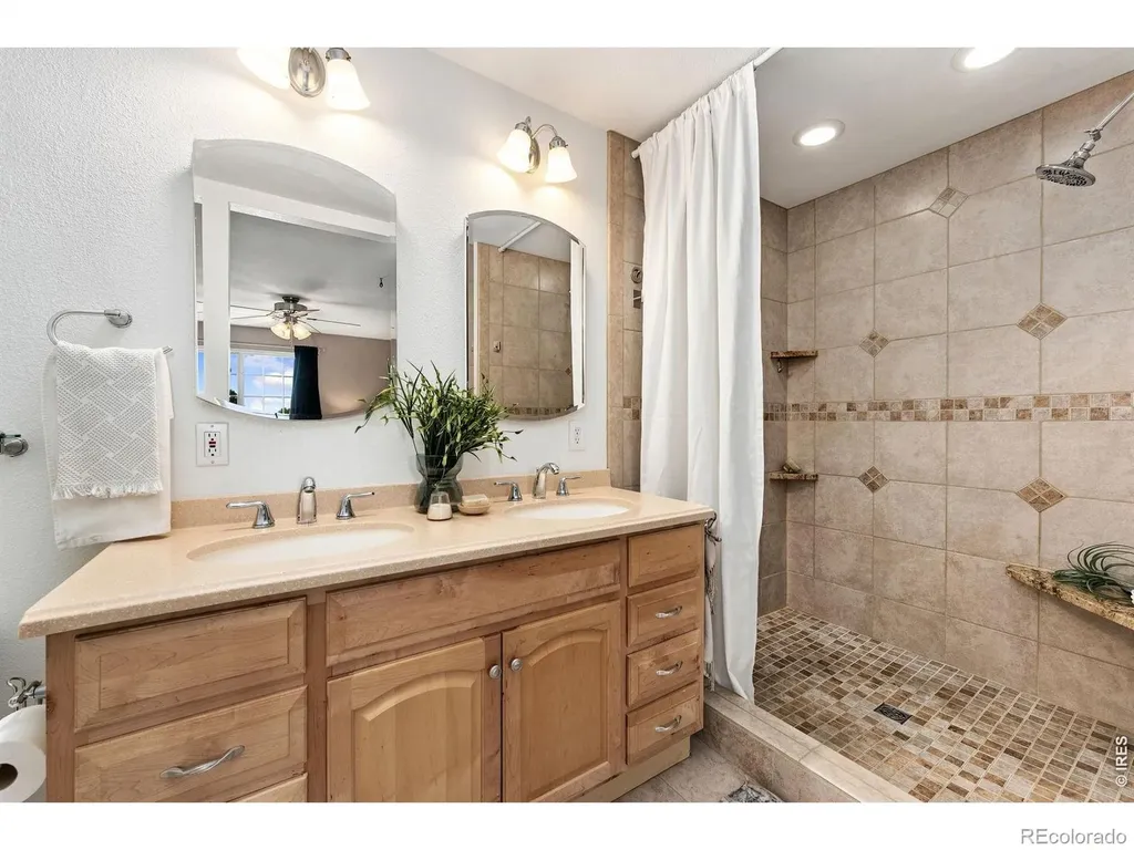 124 Indiana Avenue Berthoud CO 80513