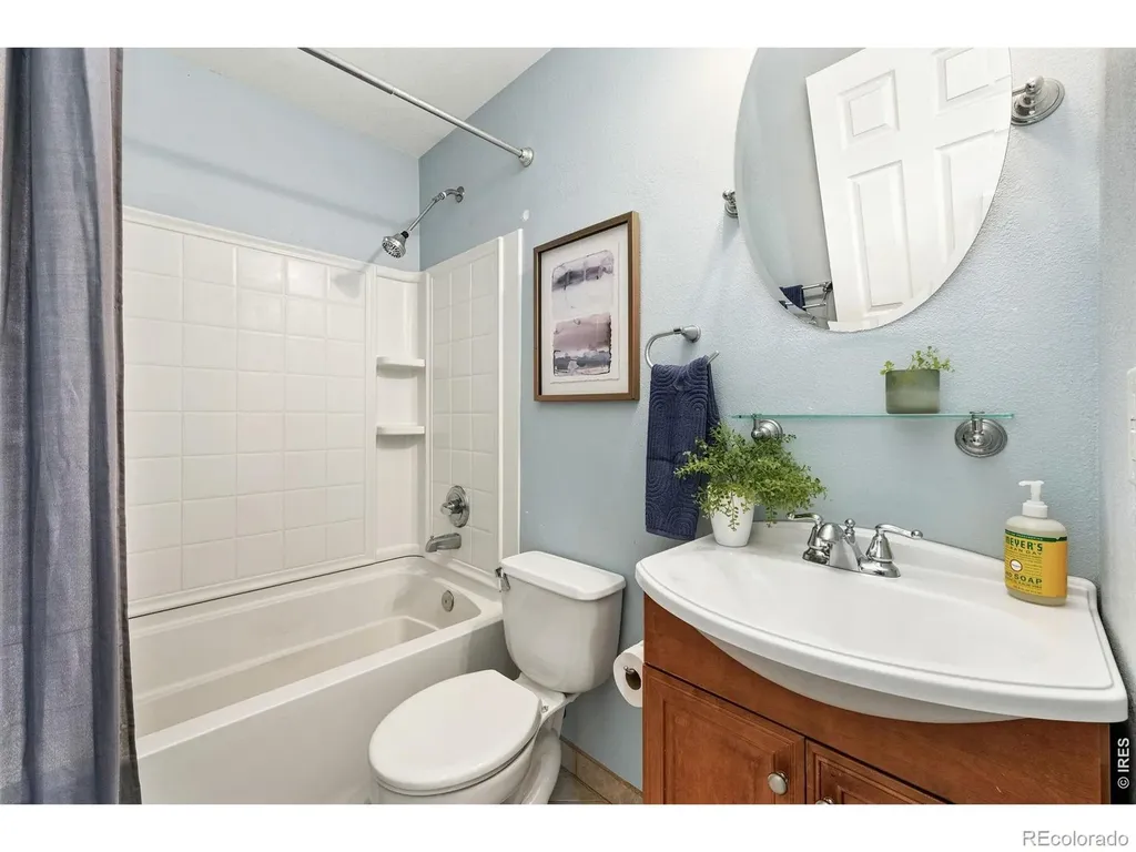 124 Indiana Avenue Berthoud CO 80513