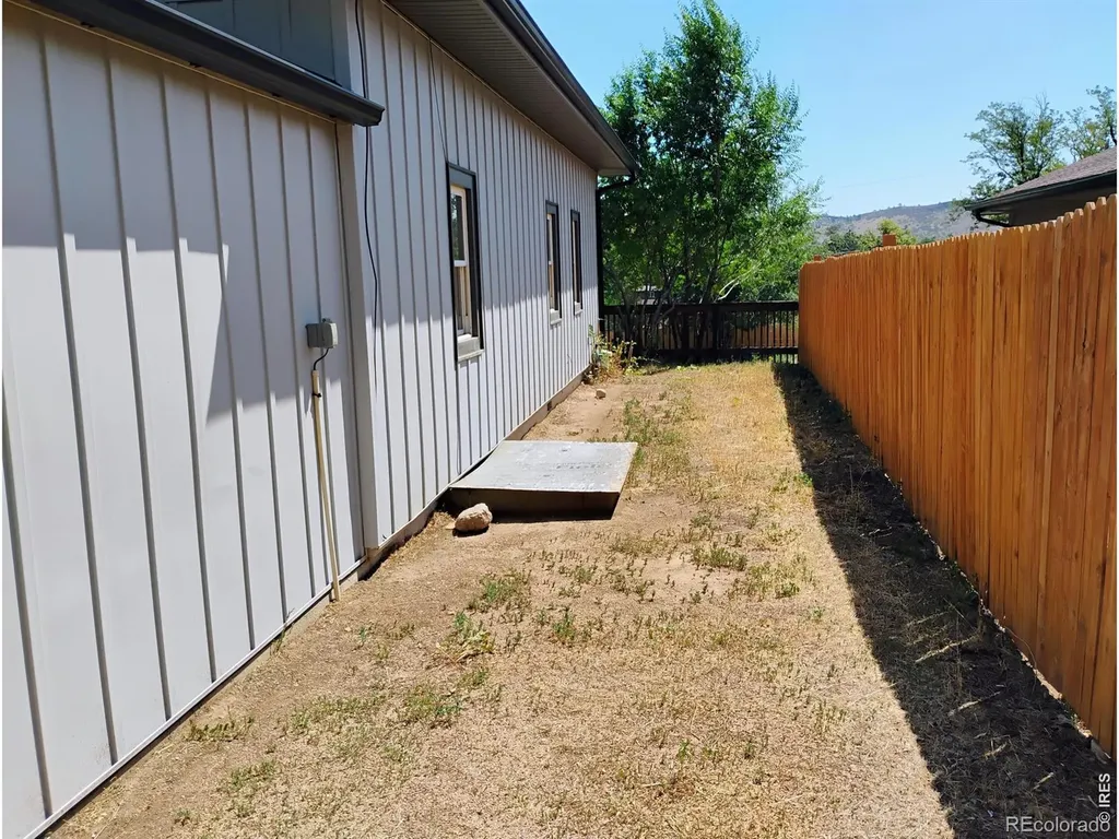 217 5th Avenue Lyons CO 80540