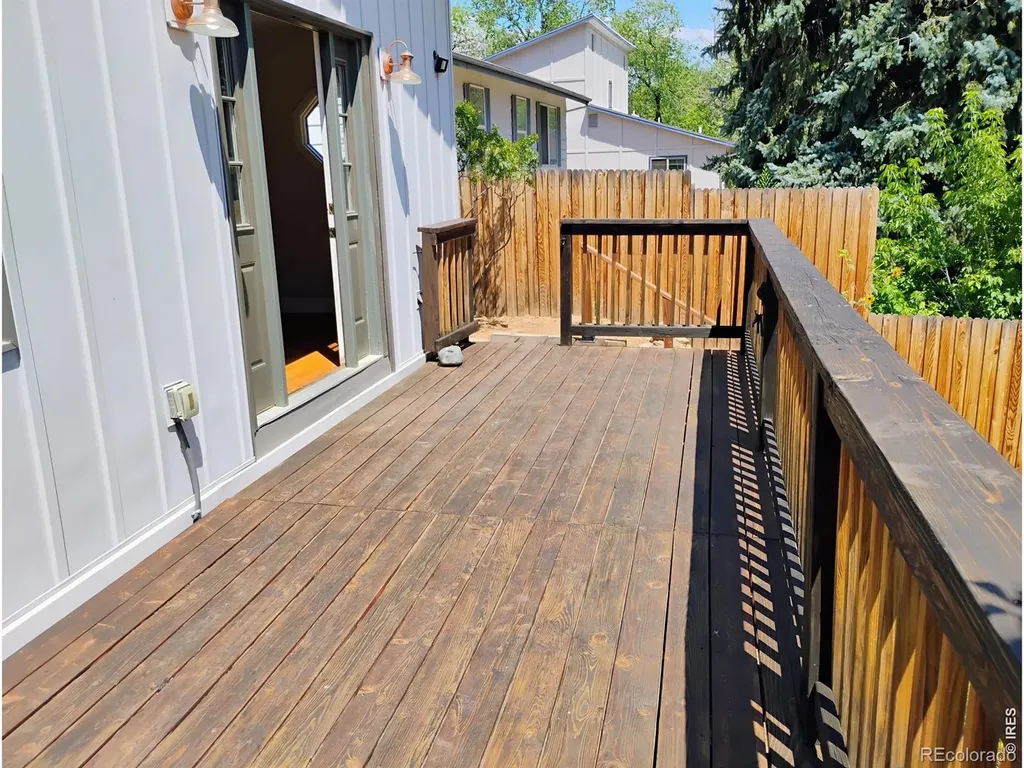 217 5th Avenue Lyons CO 80540