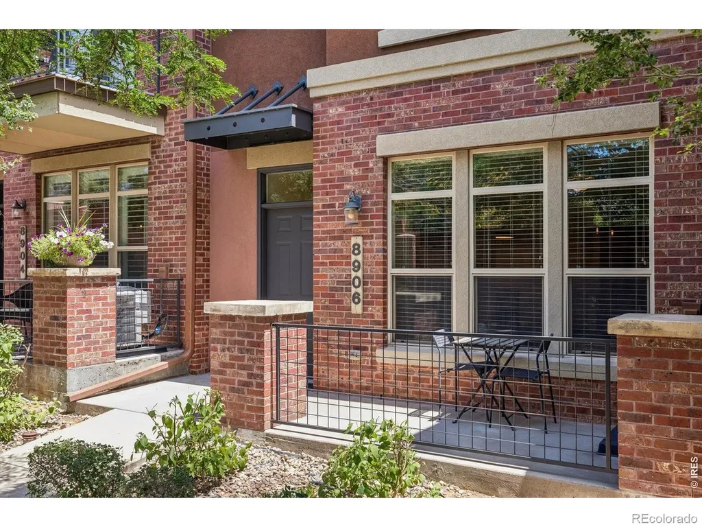 8906 E Nichols Place Centennial CO 80112