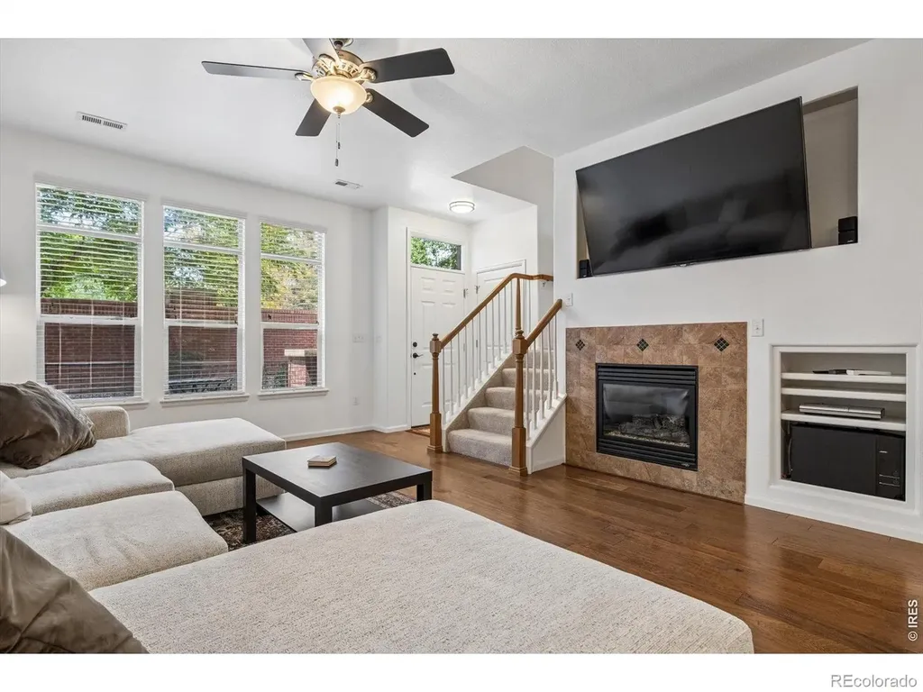 8906 E Nichols Place Centennial CO 80112