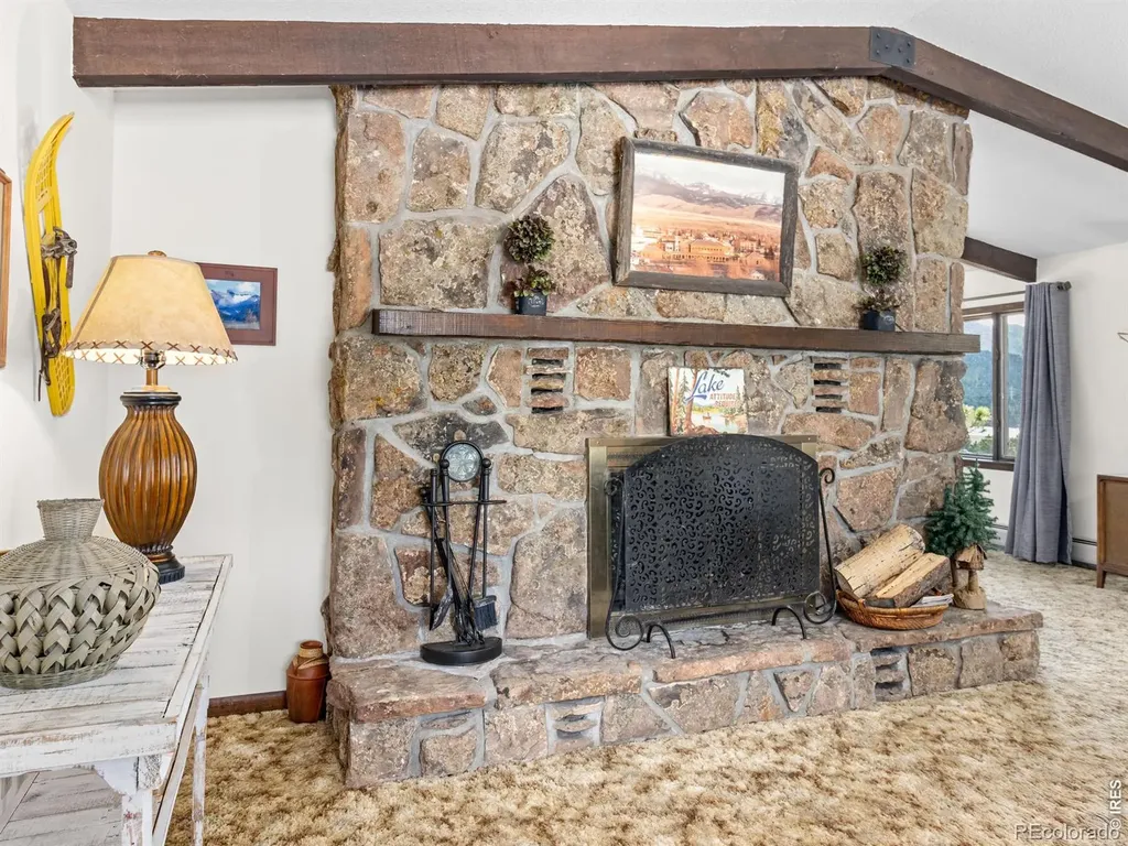 1820 N Ridge Lane Estes Park CO 80517