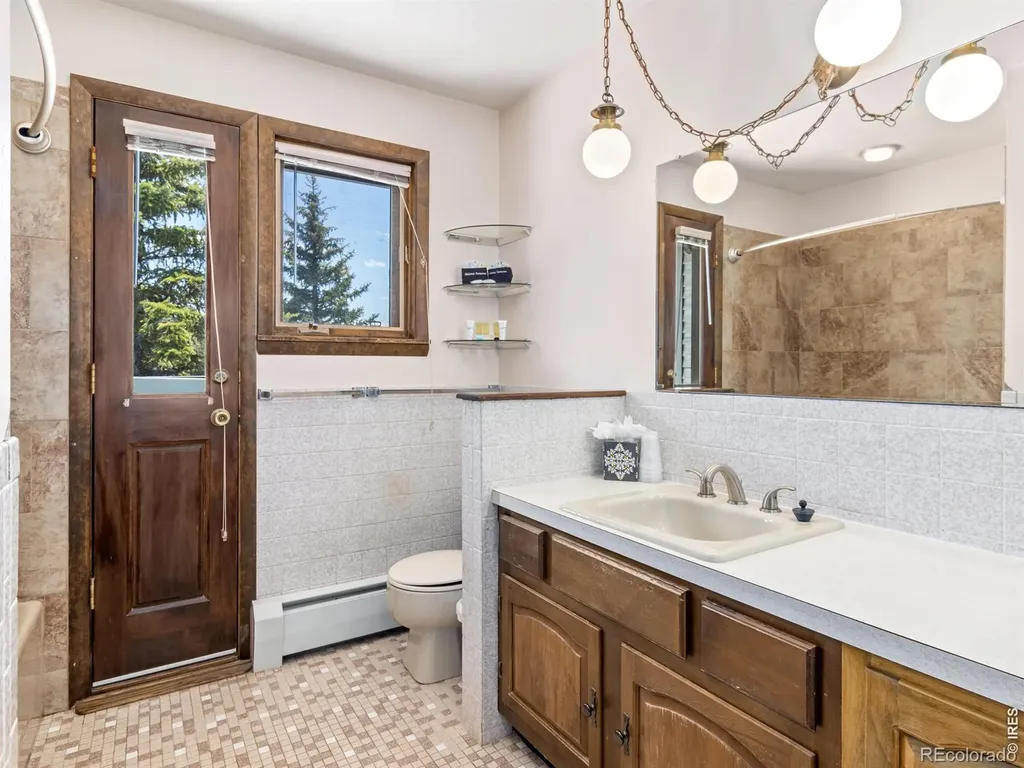 1820 N Ridge Lane Estes Park CO 80517