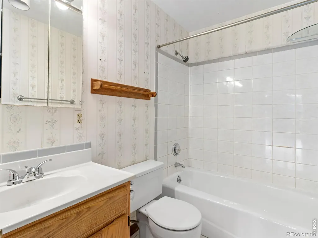 1820 N Ridge Lane Estes Park CO 80517