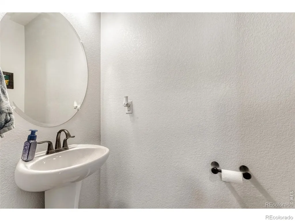 26168 E Maple Drive Aurora CO 80018