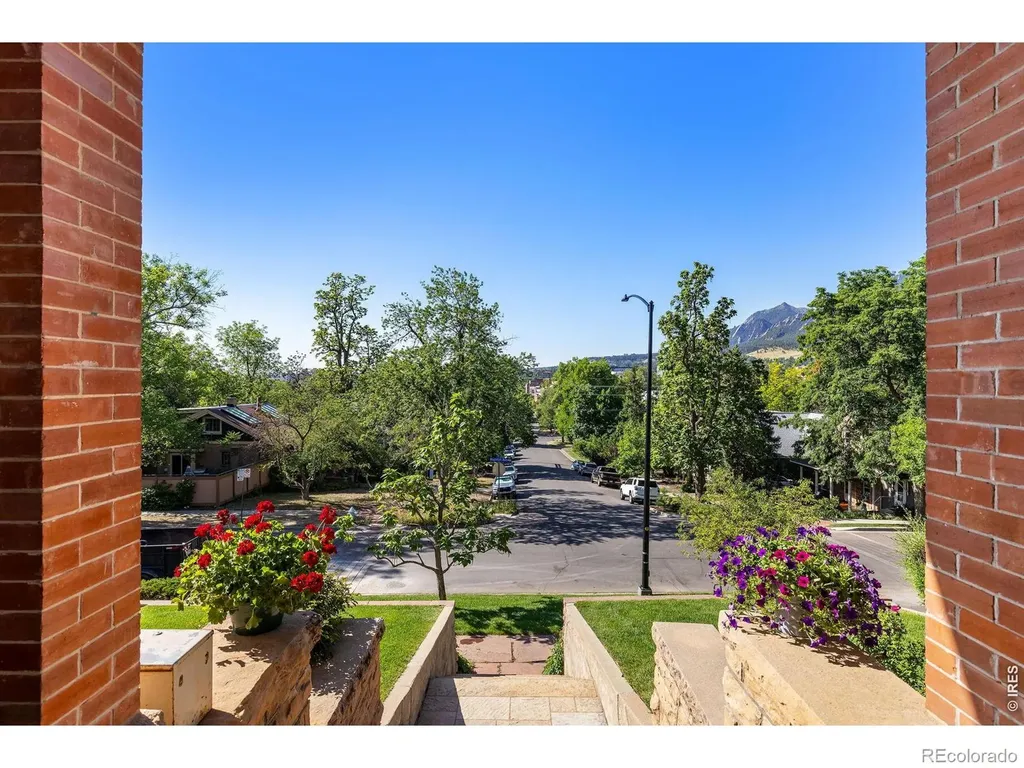 1505 Mapleton Avenue Boulder CO 80304