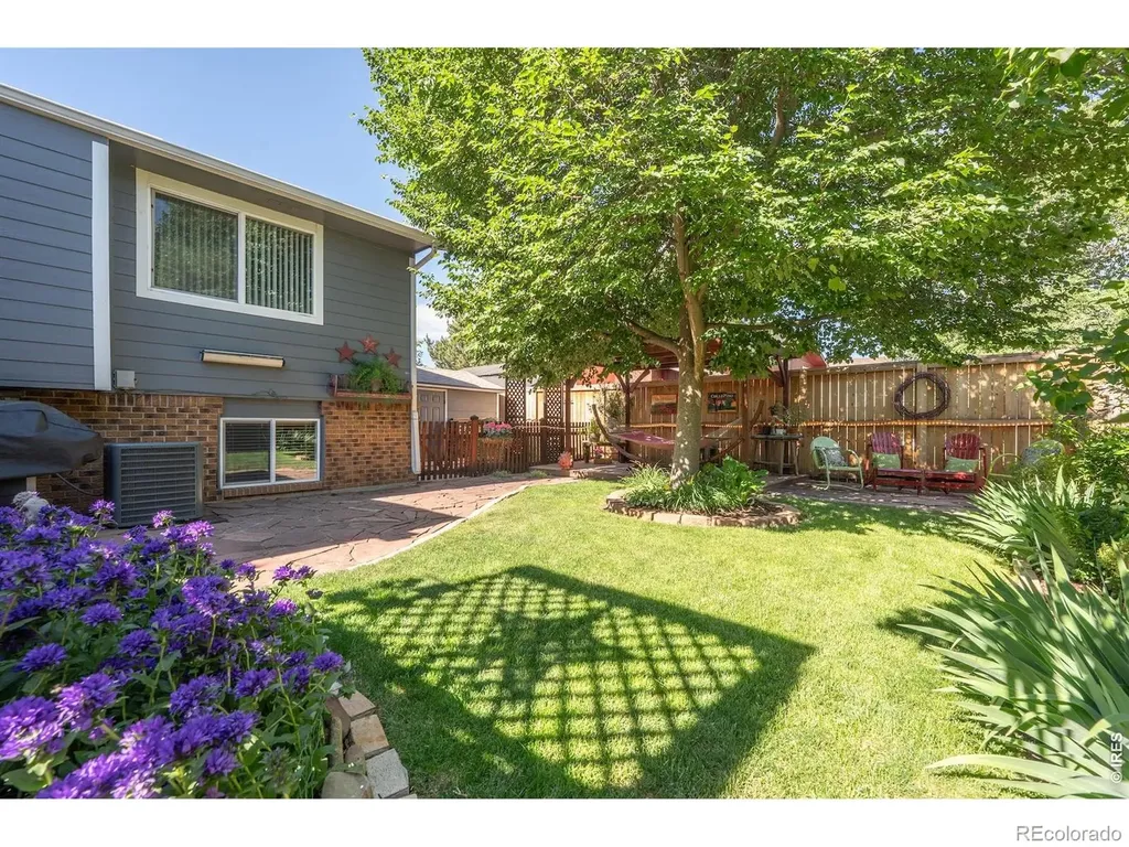 1518 Peterson Place Longmont CO 80501