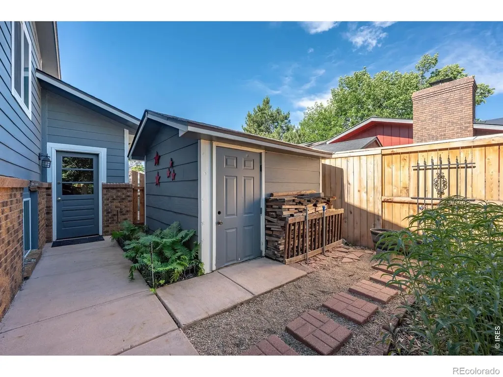 1518 Peterson Place Longmont CO 80501