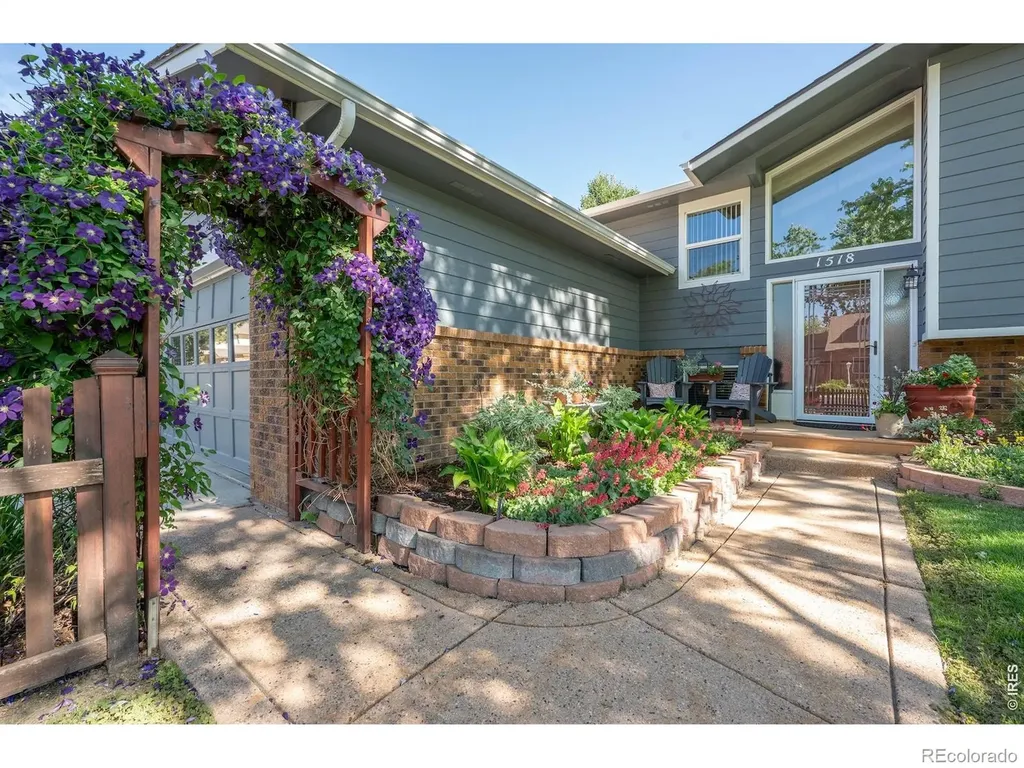 1518 Peterson Place Longmont CO 80501