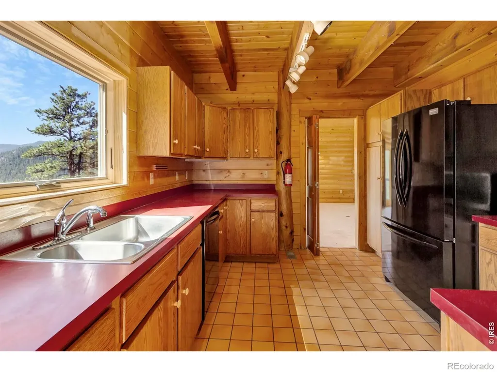 9571 E Highway 36 Lyons CO 80540