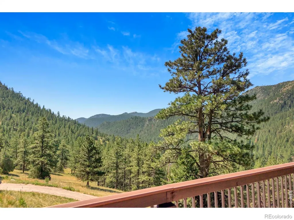 9571 E Highway 36 Lyons CO 80540