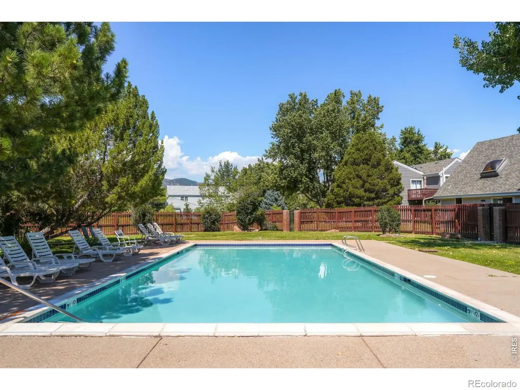 3690 Iris Avenue Boulder CO 80301