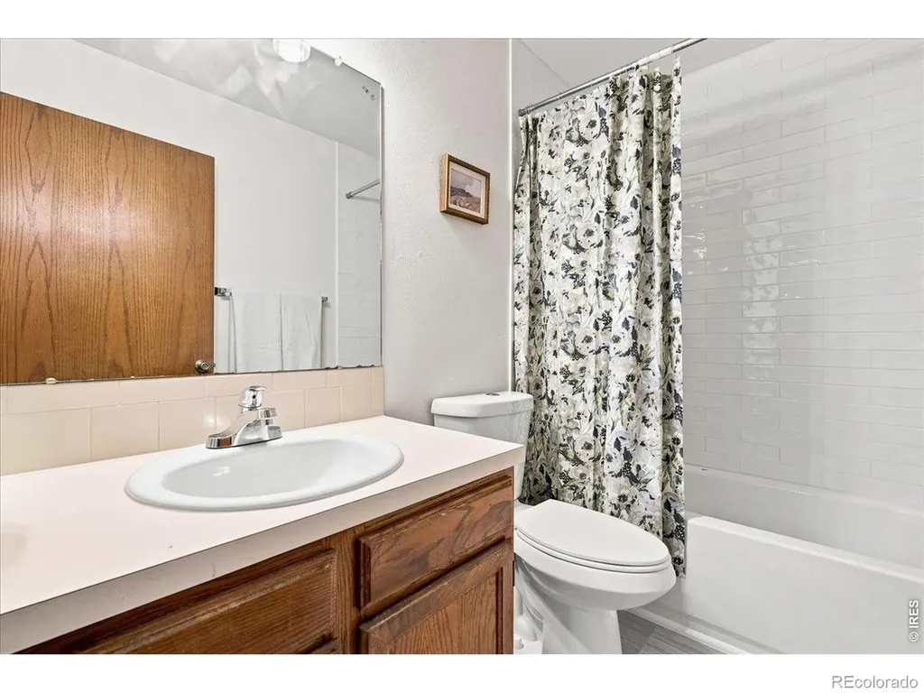 228 E 42nd Street Loveland CO 80538