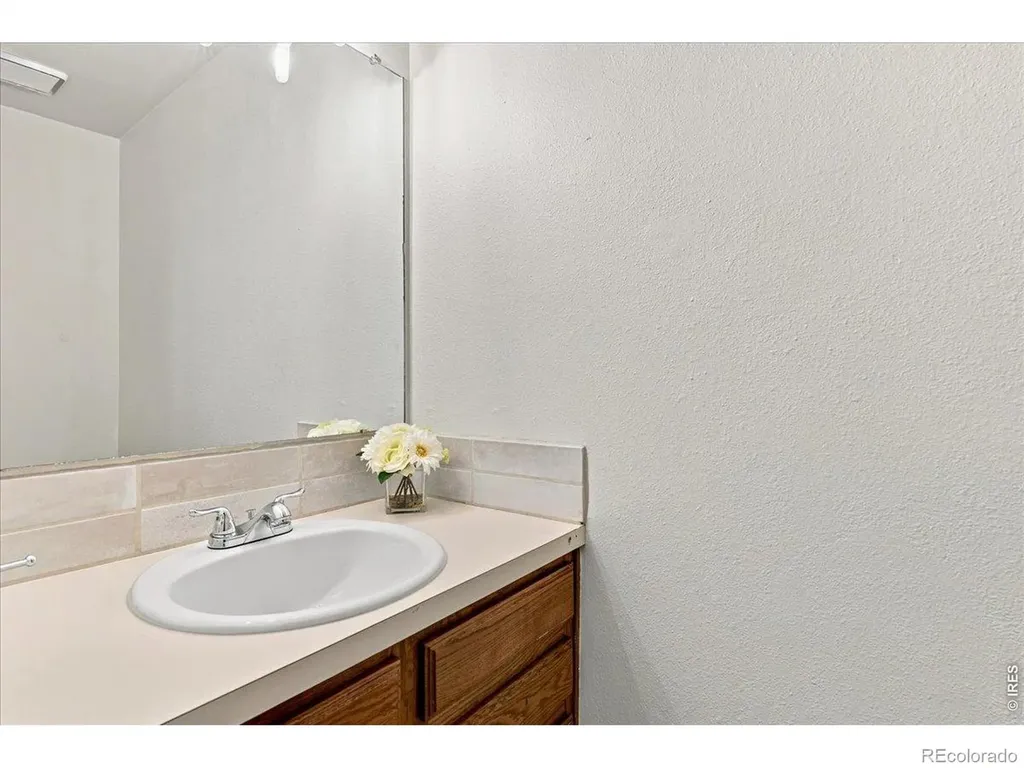 228 E 42nd Street Loveland CO 80538