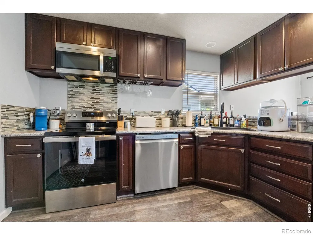 309 Glacier Avenue Brush CO 80723