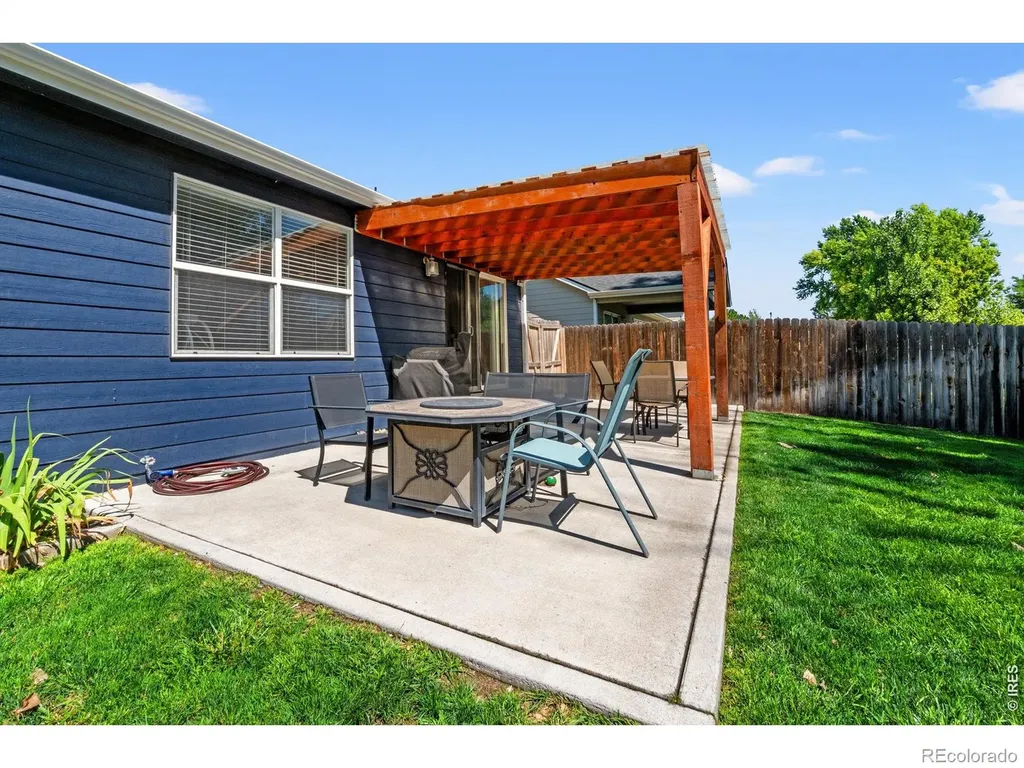 309 Glacier Avenue Brush CO 80723
