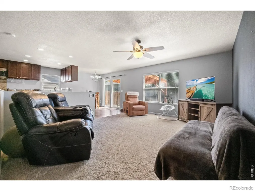 309 Glacier Avenue Brush CO 80723