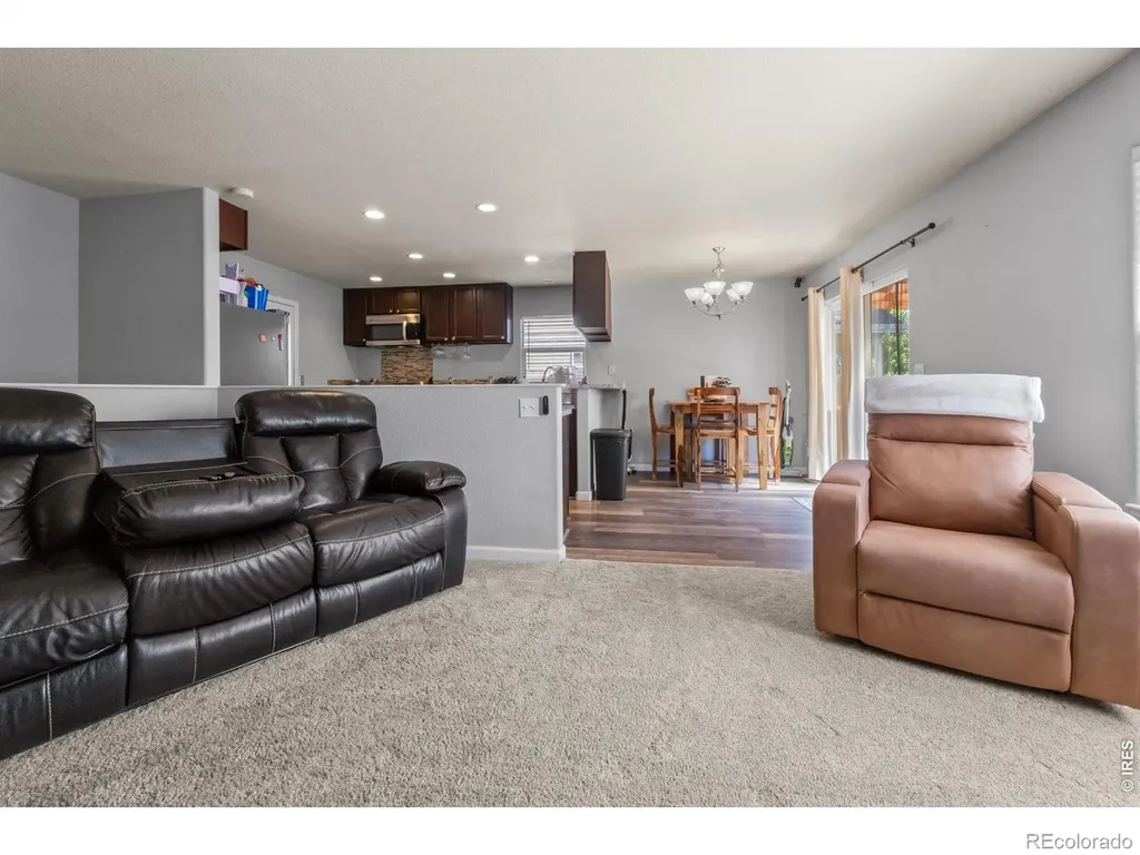 309 Glacier Avenue Brush CO 80723