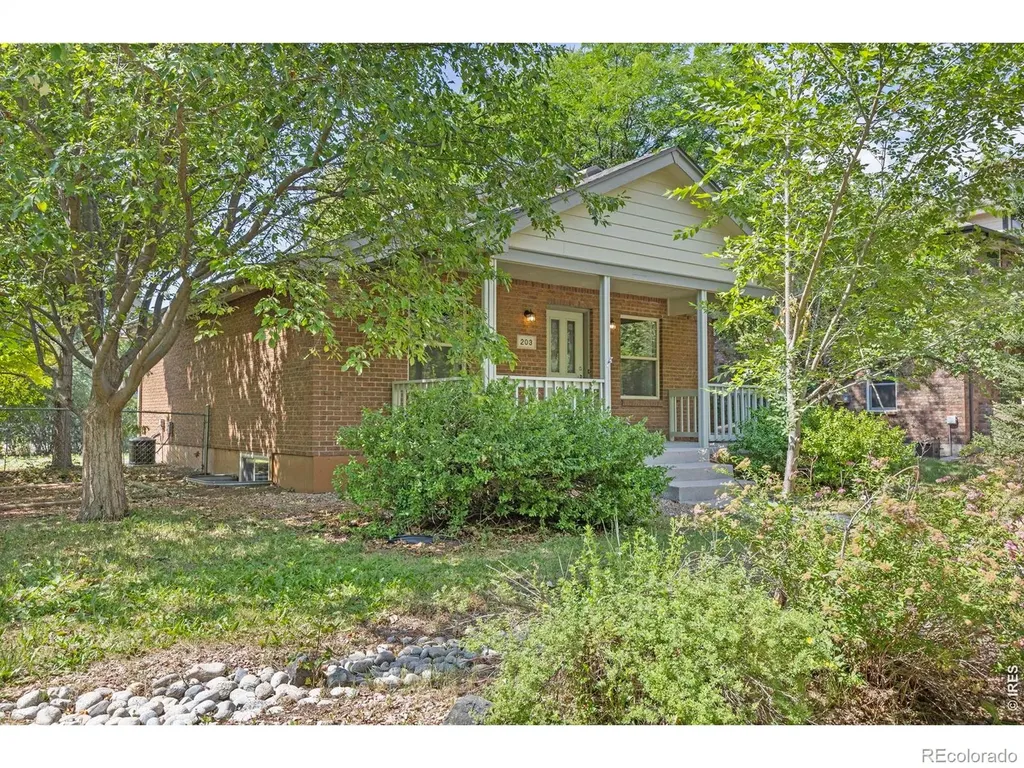 203 E Colorado Avenue Berthoud CO 80513
