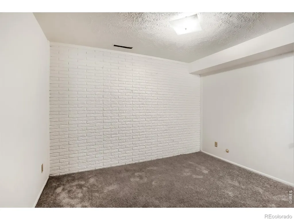 6397 Starling Court Longmont CO 80503