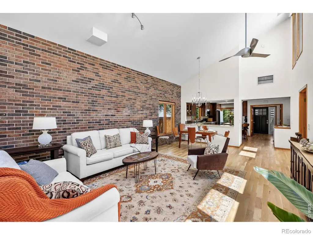 3647 Roundtree Court Boulder CO 80304