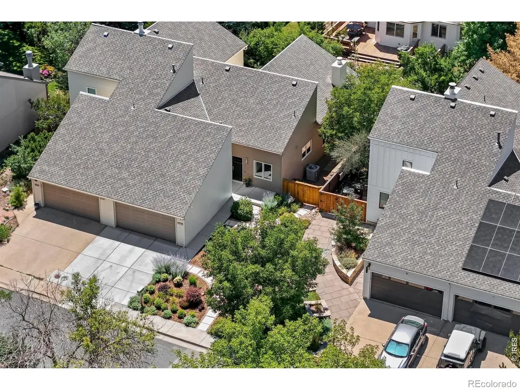 3647 Roundtree Court Boulder CO 80304
