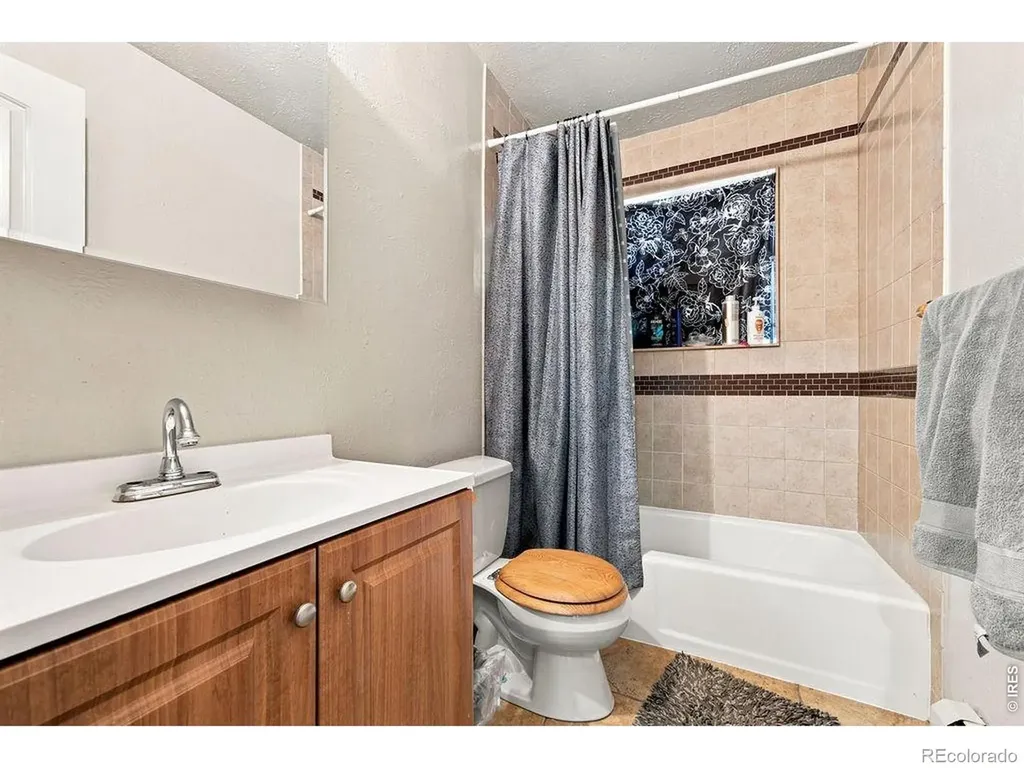 950 Big Thompson Avenue Estes Park CO 80517