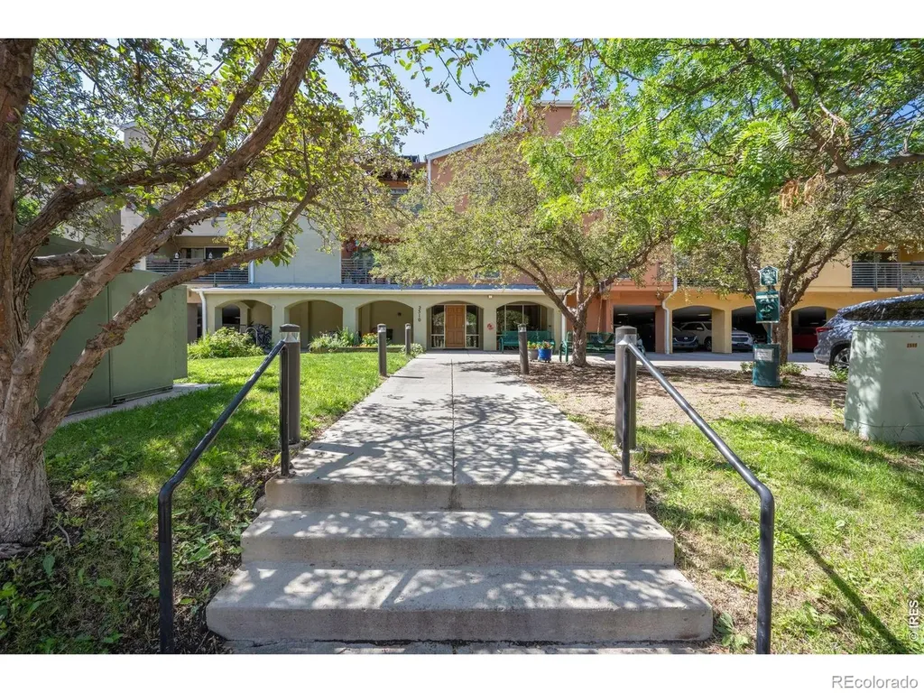 2510 Taft Drive Boulder CO 80302