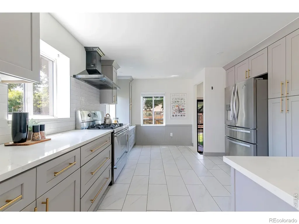 3026 W 39th Avenue Denver CO 80211