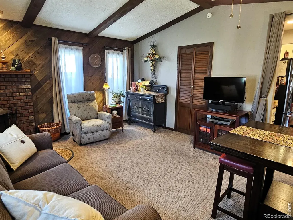 806 Elwood Street Sterling CO 80751