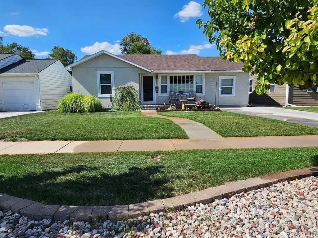 806 Elwood Street Sterling CO 80751