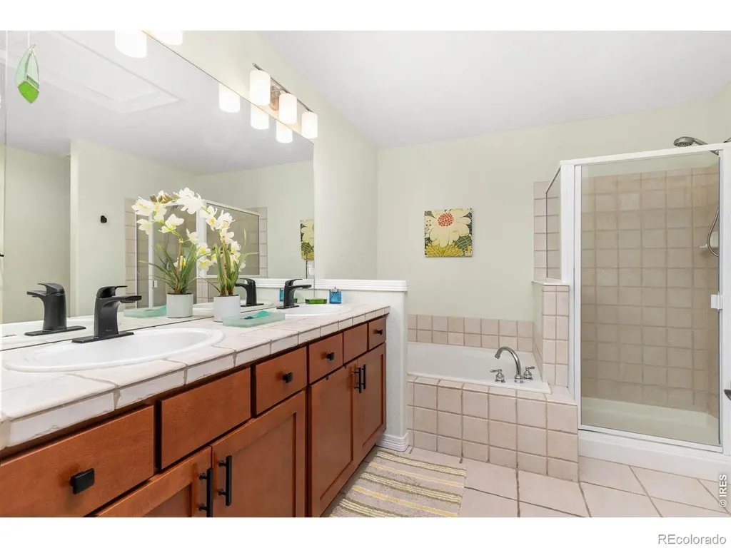 8887 Tappy Toorie Circle Littleton CO 80129